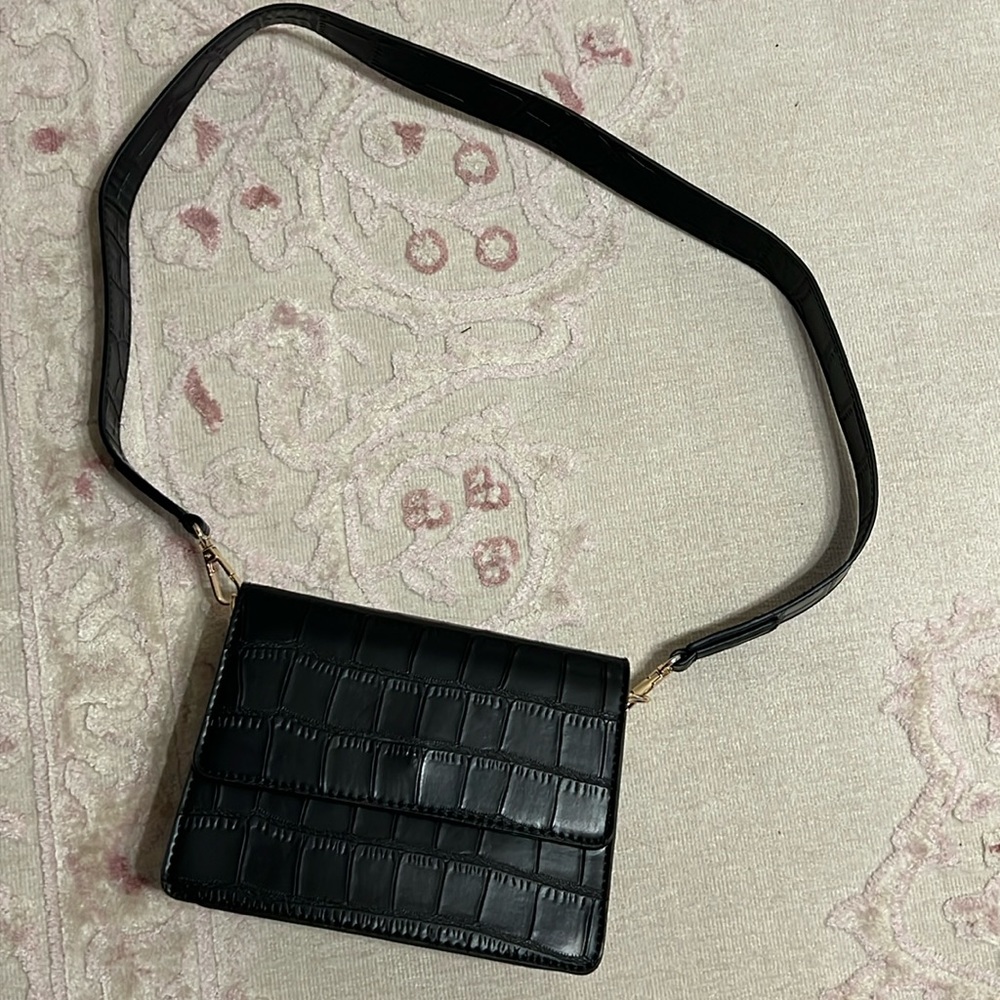 Structured Crossbody Bag
